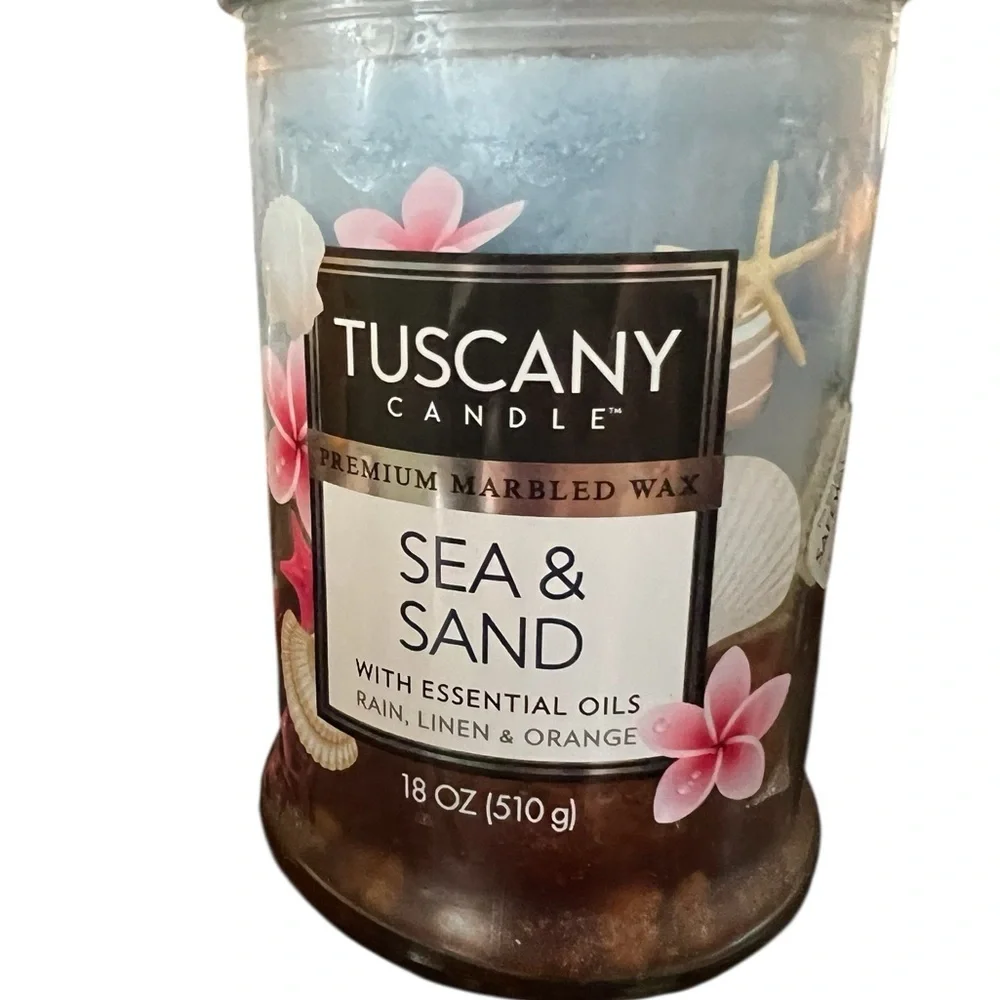 TUSCANY CANDLE Sea & Sand 18 oz scented candle
